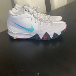 Kyrie 4 NCAA “March Madness