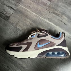Nike Air Max 200 Size 9.5 Brown And Light Blue
