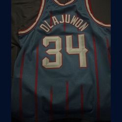 hakeem olajuwon jersey 