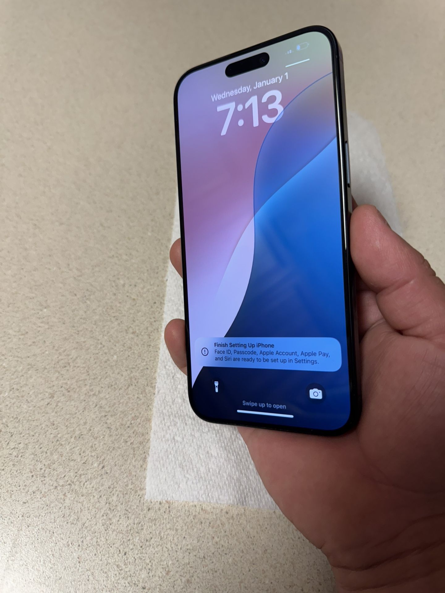 iPhone 15 Pro Max β
Unlocked (256 Gb)