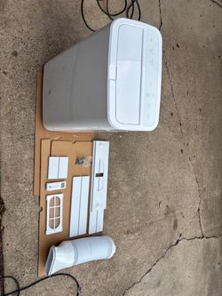 GE Portable Air Conditioner with Accessories
