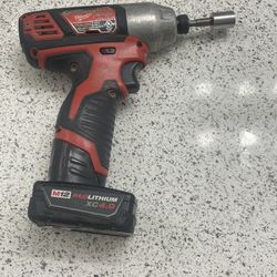 Milwaukee M12 Drill