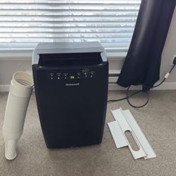 Moving Sale ! Honeywell 10000 BTU Portable AC