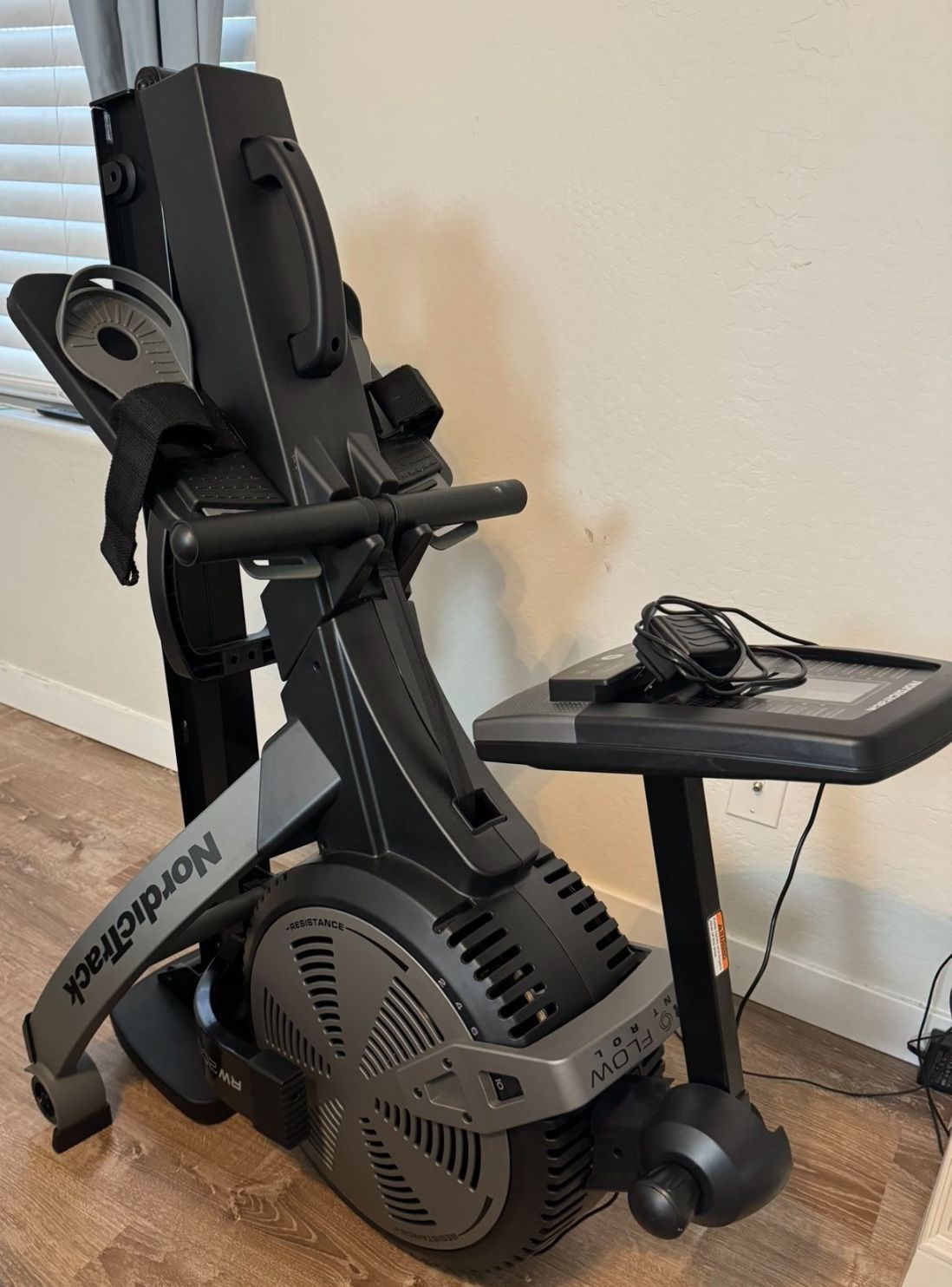 NORDICTRACK RW200 ROWING MACHINE
