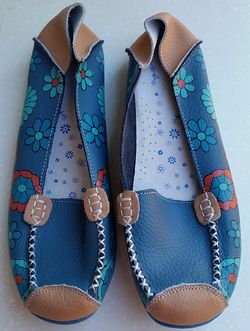 Women's Shoes - Brand new!