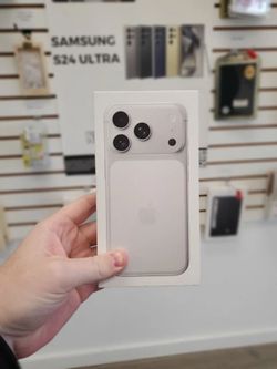 🚨 New Release Alert – Apple iPhone 17 Pro 6.3 inch (Brand New, Unlocked) with Full Coverage & $1 to Grab It Today!