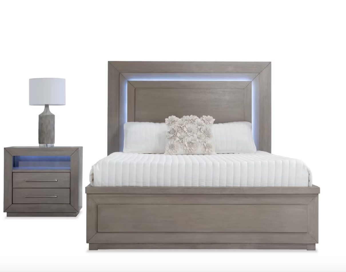 Queen Bedroom Set