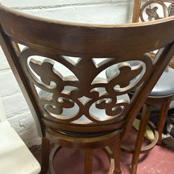 Swivel chairs (2)