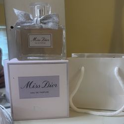Miss Dior Eau de Parfum 100mL - Like New w/ Box (Retails $165)