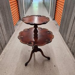 1930s Chippendale 2-Tier Pie Table