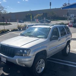 2004 Jeep WJ  (title In Hand See Description )