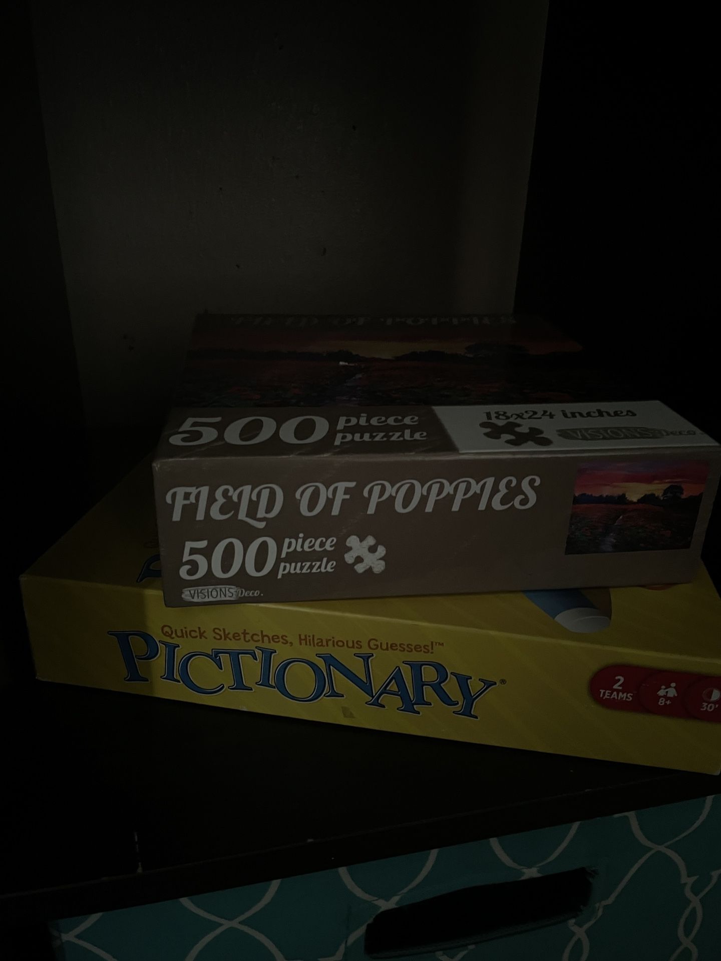 puzzles and pictionary game