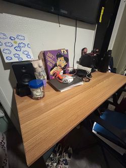 47” COMPUTER DESK