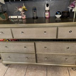 large dresser with diamond knobs