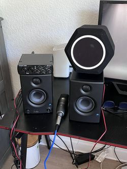 Recording Studio Equipment Set Up