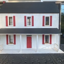 Doll House 