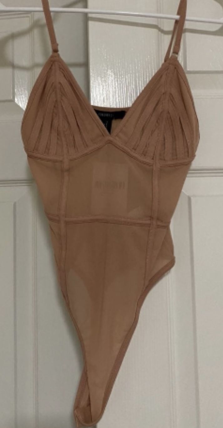 Forever 21 Knit/Bodysuit/ SP Nude Size M