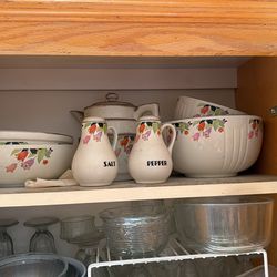 Halls superior China