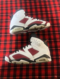 Jordan 6 Carmine Sneakers