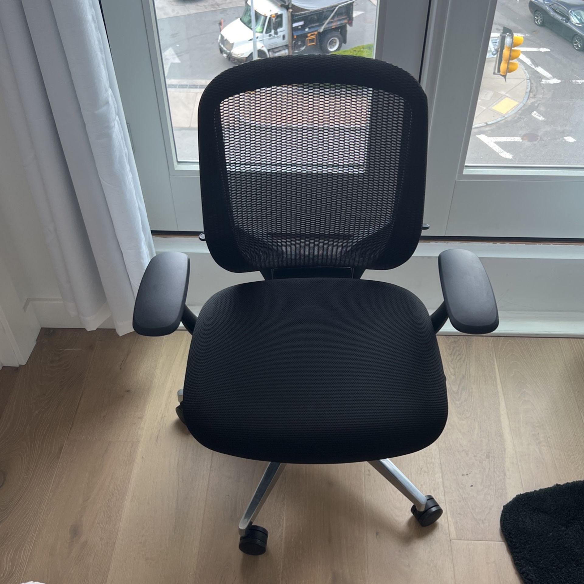 Okamura Sylphy Office Chair