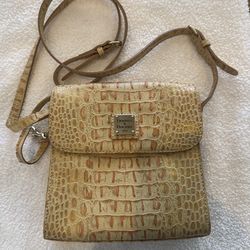 Dooney & Bourke Cross Body