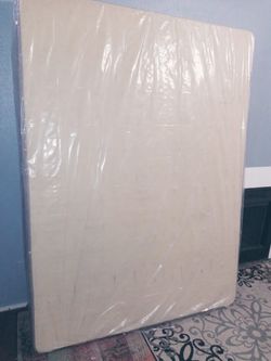 Box Spring Queen Size 9" Super Clean
