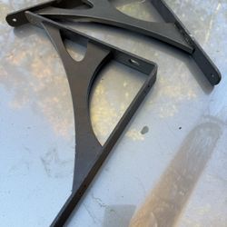 2 Heavy Duty Shelf Brackets