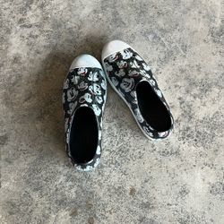 Disney shoe