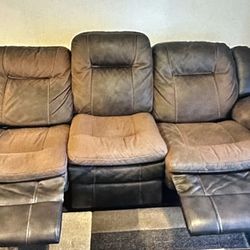 Cheap Leather Reclining Couch/Sofa. Give Best Offer
