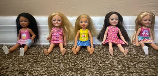 Kid Barbie dolls