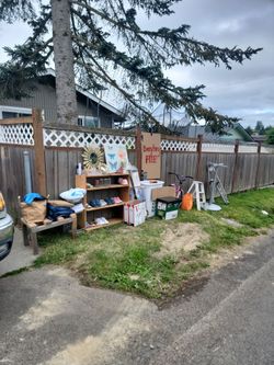 Free stuff on the curve