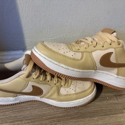 Nike Air Force 1 '07 LV8