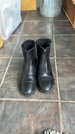 Girls Black Leather Ankle Boots for horse-riding with Side Zip