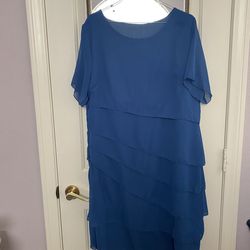 Women’s Evening Dress Size XL