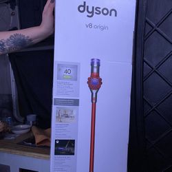 Dyson V8 Origin