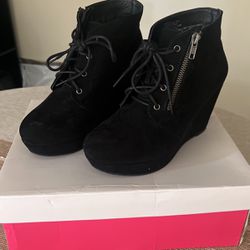 Booties Size8