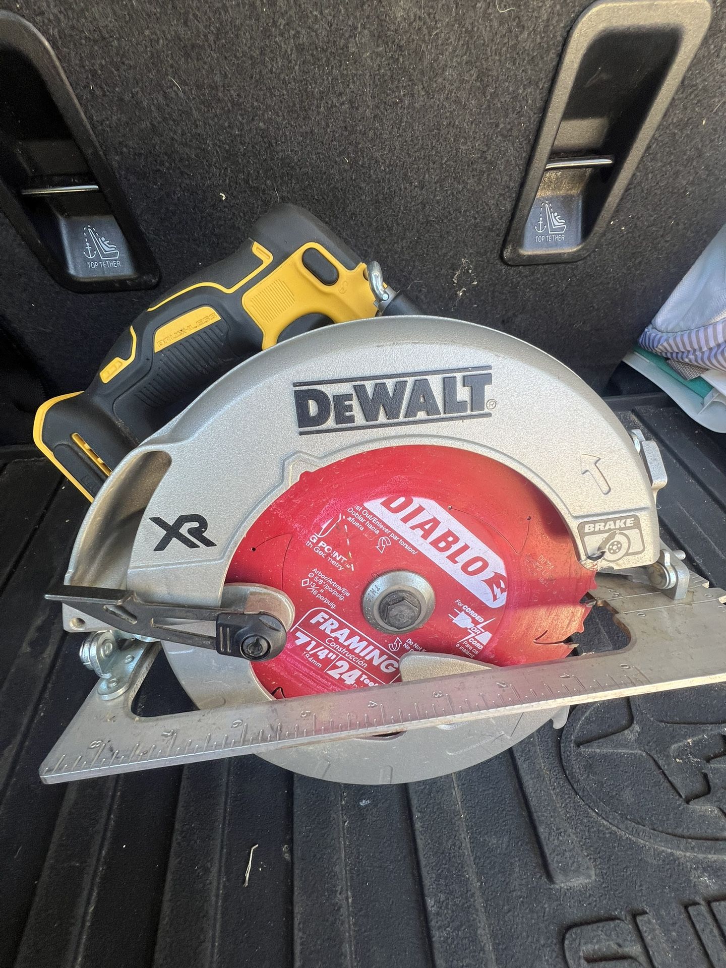 Dewalt Circular Saw