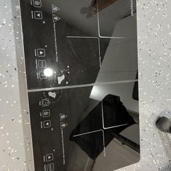Amazchef Induction Cooktop Like New Rarely Used For sale