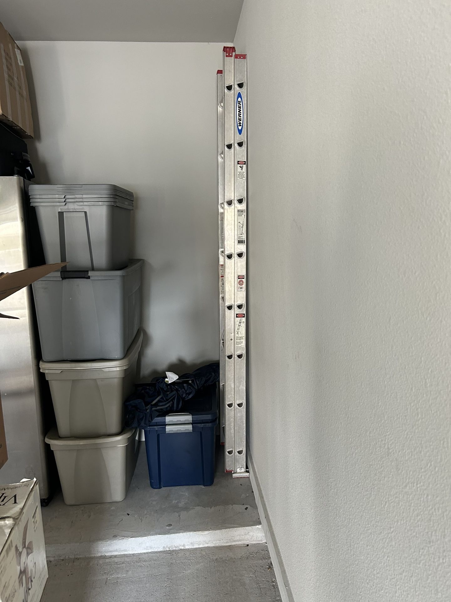 16 Foot Ladder 