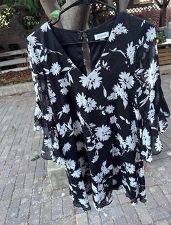 Black Floral Dress size 6