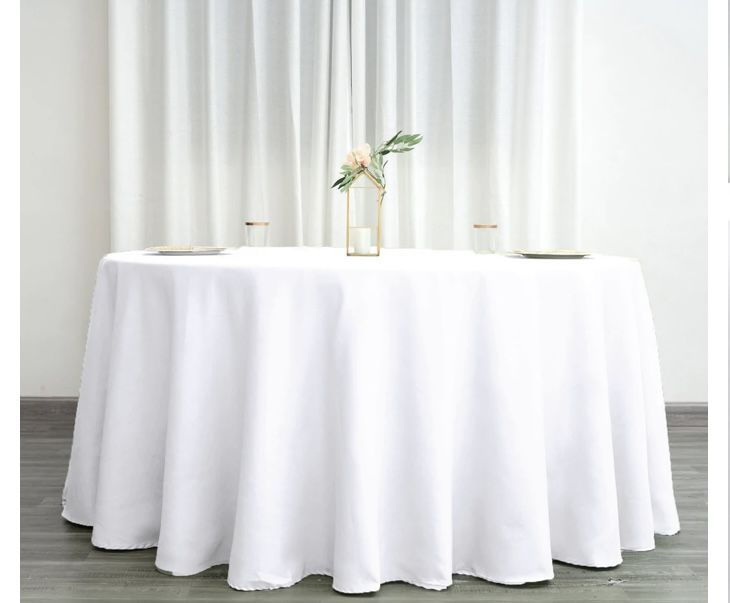 120” White Round Tablecloth for Sale in Brownsburg, IN OfferUp