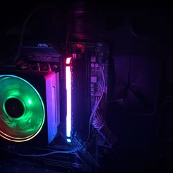 Corsair Vengeance RGB Pro 16GB DDR4 Gaming RAM (Single Stick) – Like New