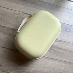 Hands Free Pump Case