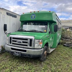 Ford E450 Transit Bus - Parts Only