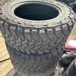 35x12.5R20Lt x4 Used