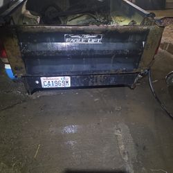 Eagle Lift Tail Gate