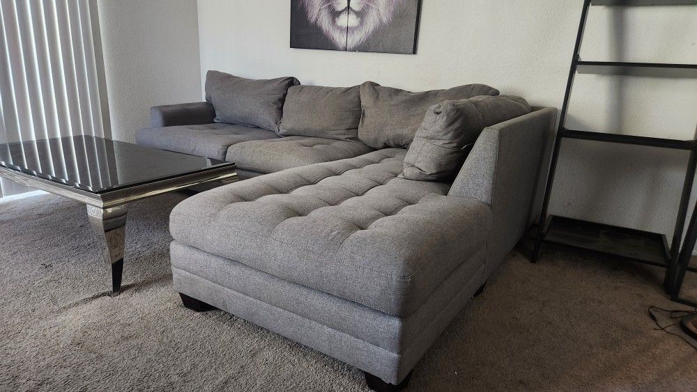 L Shaped Sectional / Grey Sofa