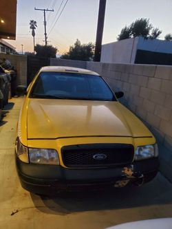2005 Ford Crown Victoria