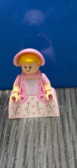 Lego  Disney Toy Story Bo Peep - Bright Pink Dress Minifigure