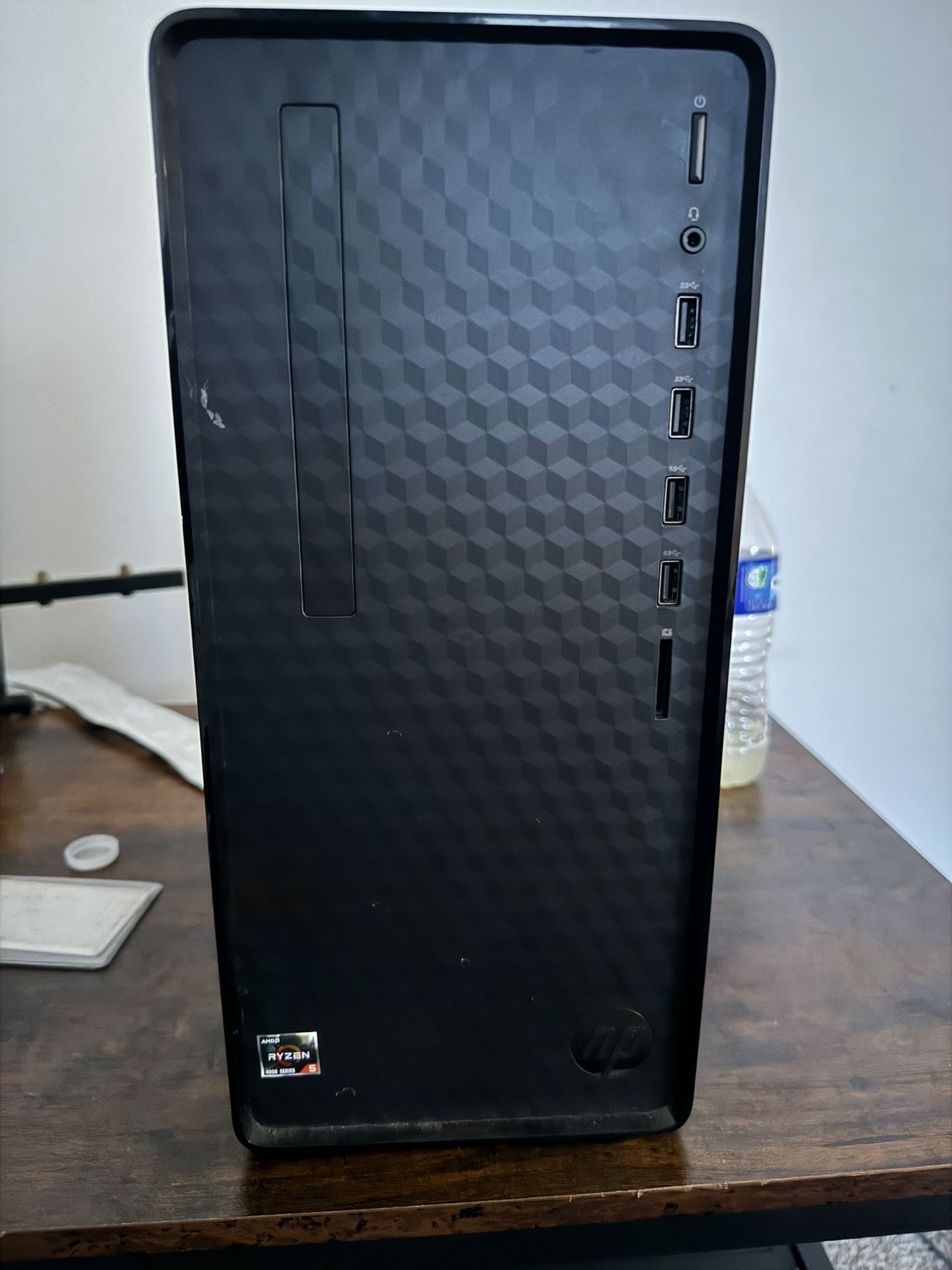HP Desktop Pc With Ryzen